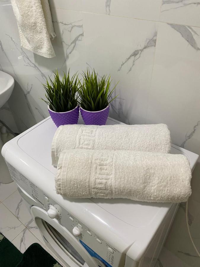 Оригинальная 1 Ком Квартира В Сердце Алматы Appartement Buitenkant foto
